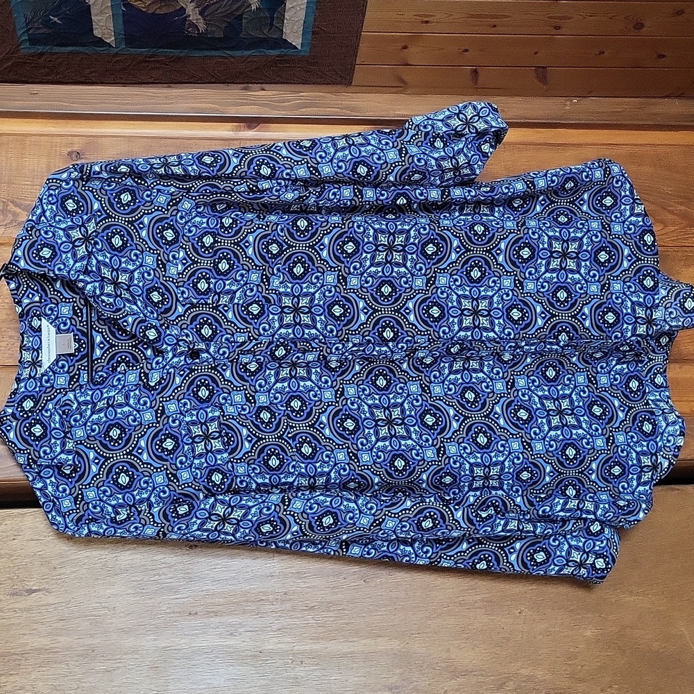 Blue & black 100% polyester blouse
